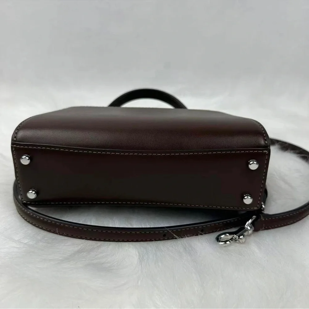 Coach Brown Leather Women's Bag NWT - Picture 3 of 10